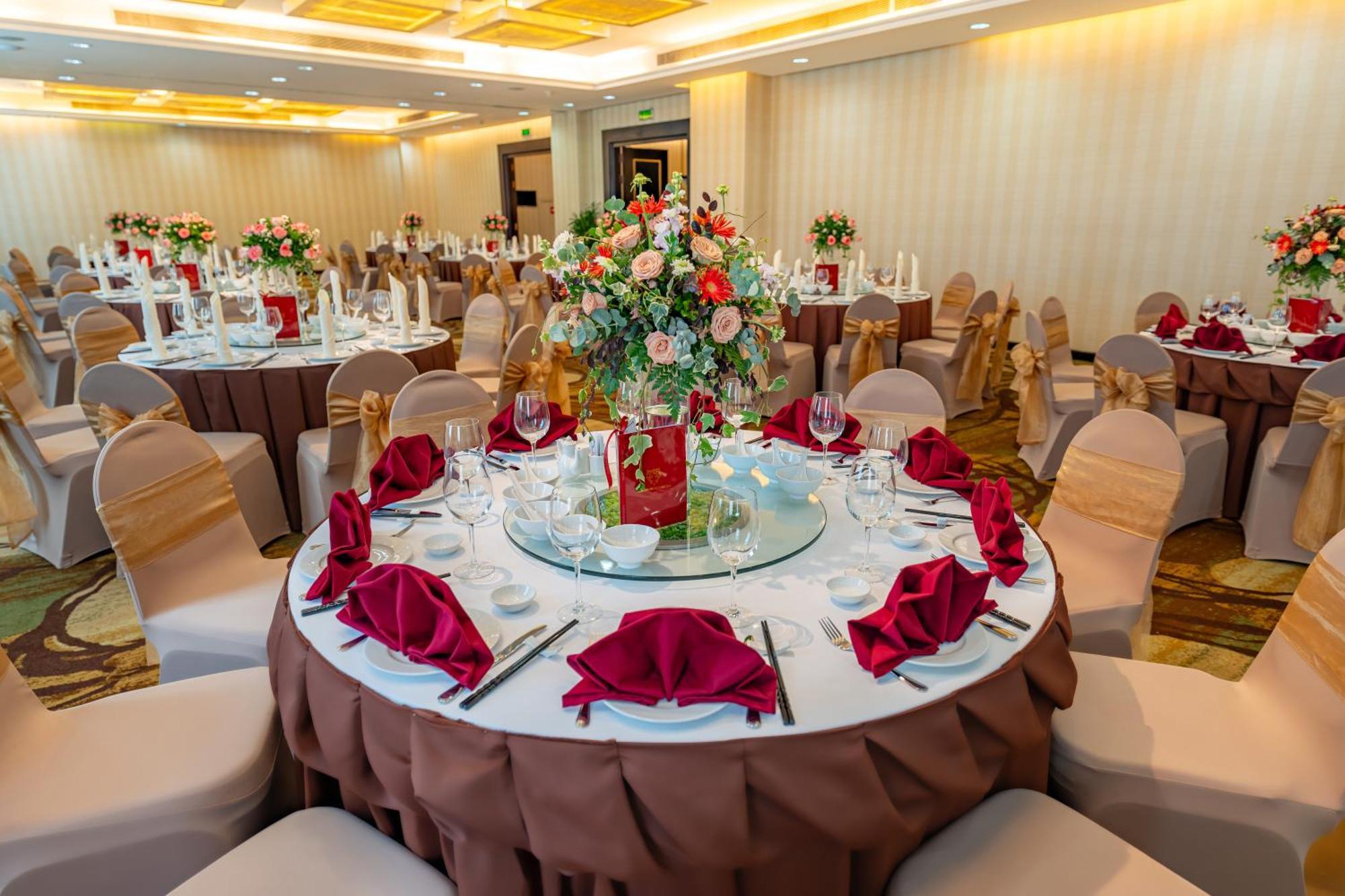 Saigon Prince Hotel Хошимін Екстер'єр фото